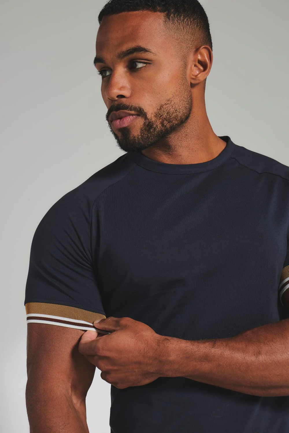 Tipped T-Shirt in Navy and Tan/WhIte - Image 4